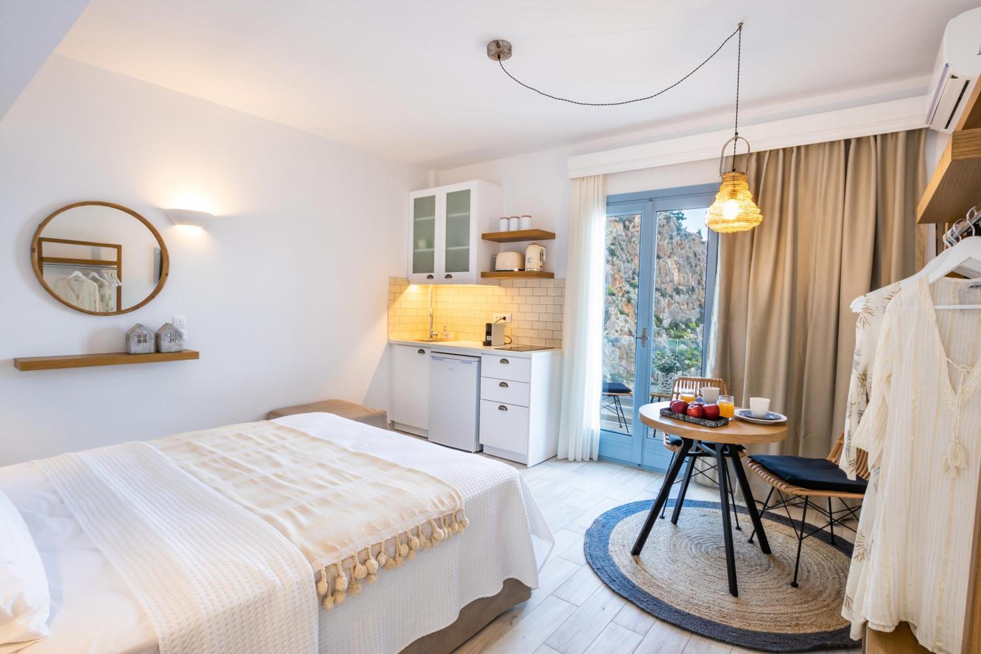 Yploui Suites Karpathos Luaran gambar