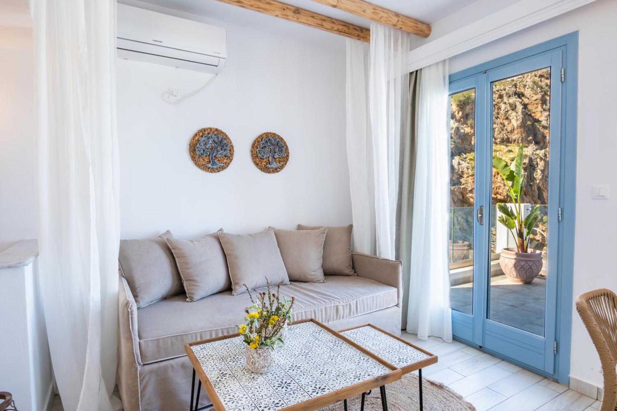 Yploui Suites Karpathos Luaran gambar
